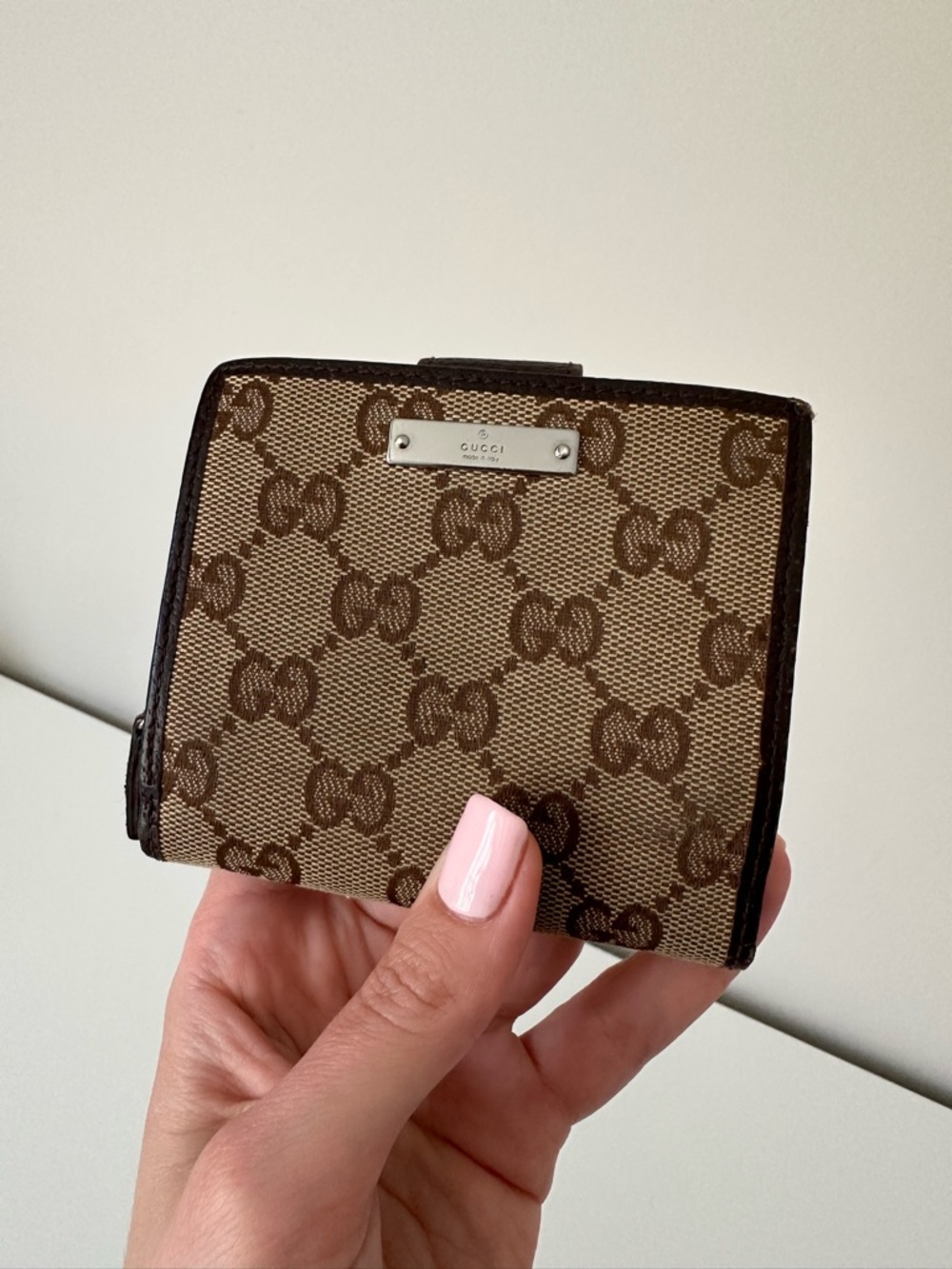 Gucci GG Supreme Canvas Snap Wallet in Brown and Tan - Picture 6 of 10